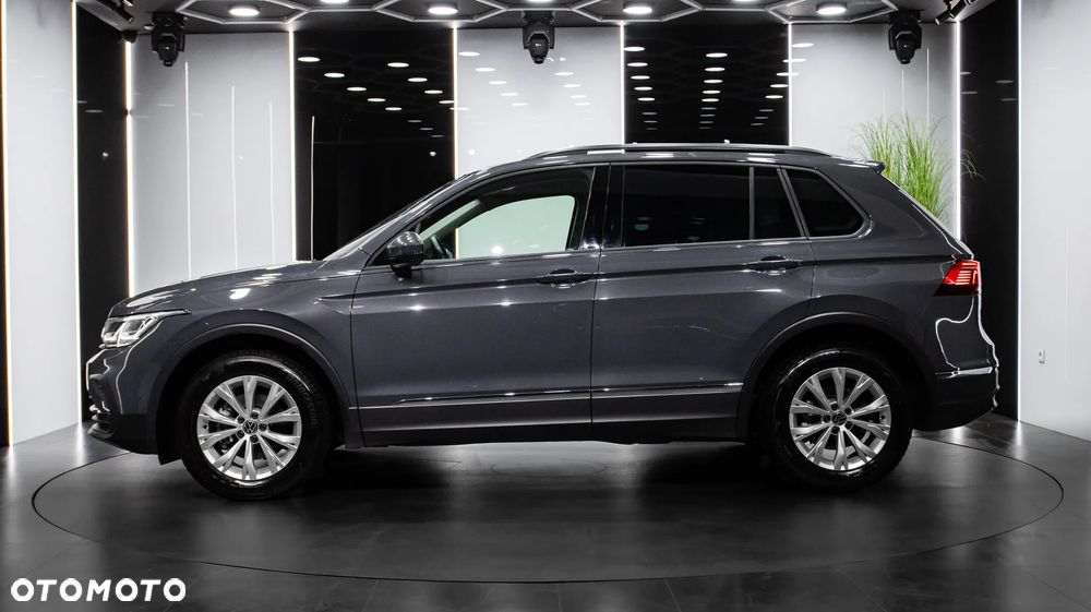 Volkswagen Tiguan 2.0 TDI SCR Life DSG - 4