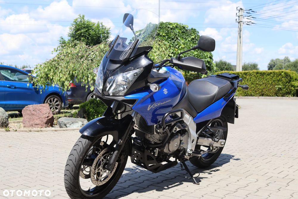 Suzuki V-STROM - 20