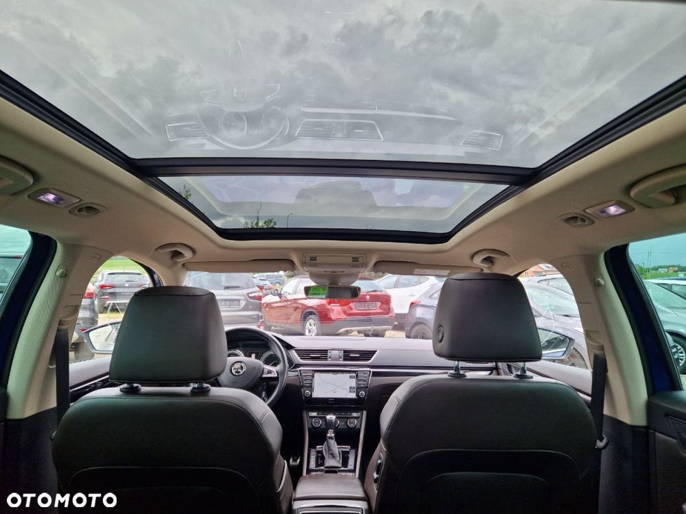 Skoda Superb 2.0 TSI 4x4 DSG L&K - 26