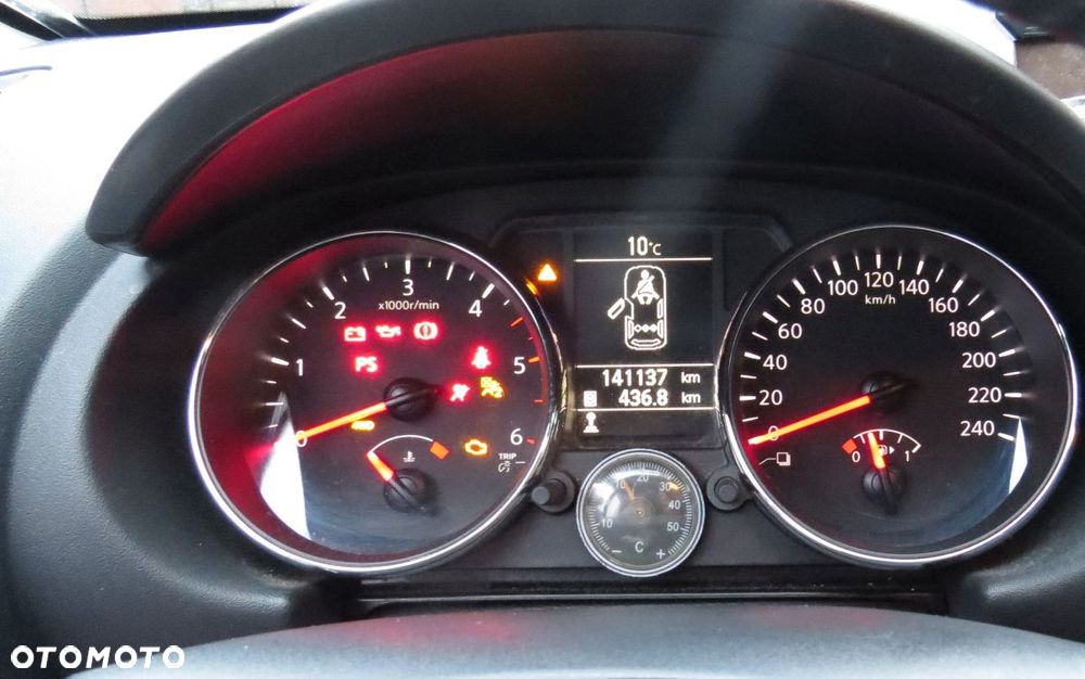 Nissan Qashqai+2 1.6 dCi DPF 4x4 Start/Stop tekna - 11