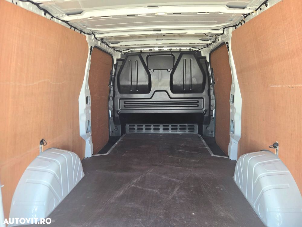Ford New Transit Custom L2H1 Premium Edition - 14