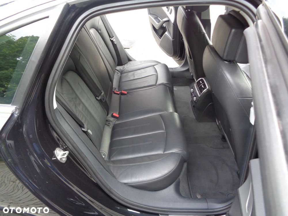 Audi A6 Limousine 2.0 TDI DPF multitronic sport selection - 11