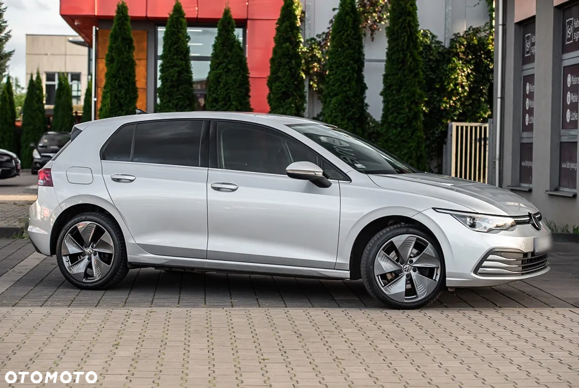 Volkswagen Golf VIII 1.4 TSI Plug-In Hybrid Style DSG - 4
