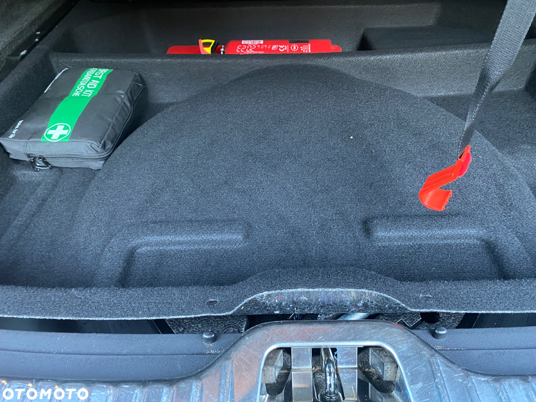 Volvo XC 60 D4 Geartronic Momentum - 26