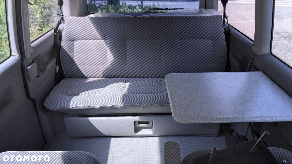 Volkswagen Multivan - 5