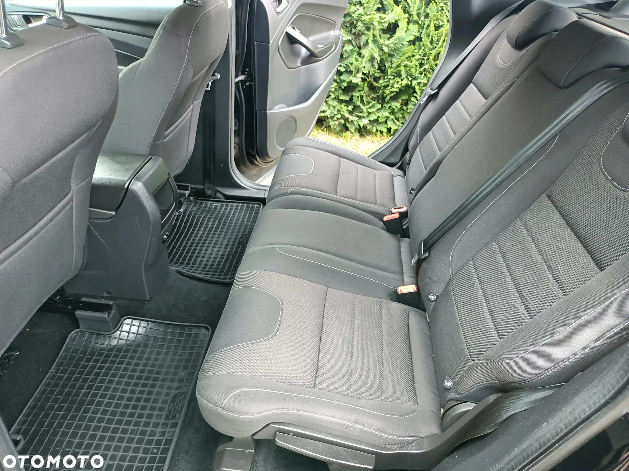 Ford Kuga - 6