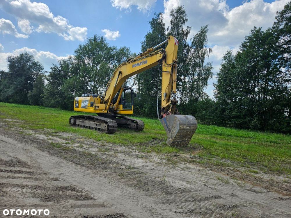 Komatsu PC 210 - 3