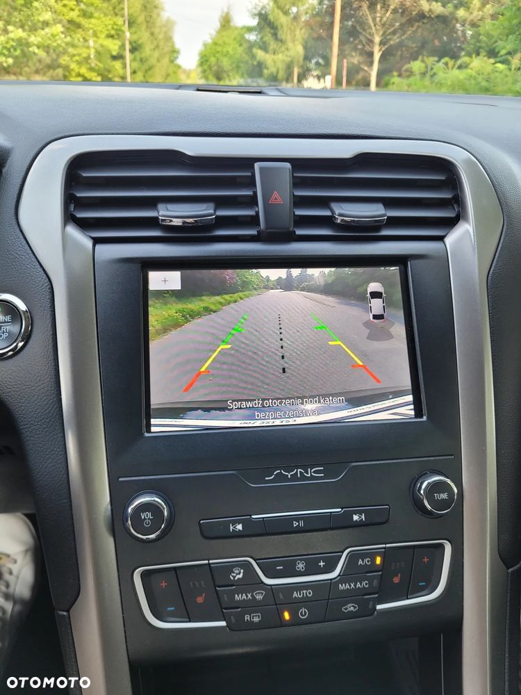Ford Fusion - 13