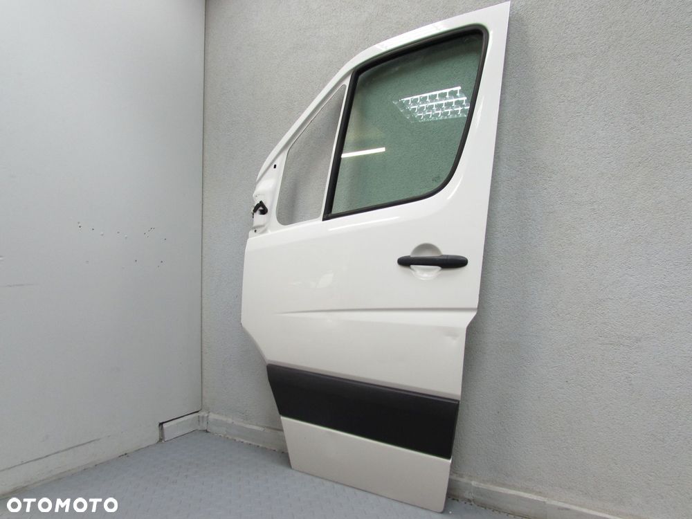 MERCEDES VW SPRINTER 906 CRAFTER 2E0 06-18 DRZWI LEWY PRZOD KPL BIALE - 3