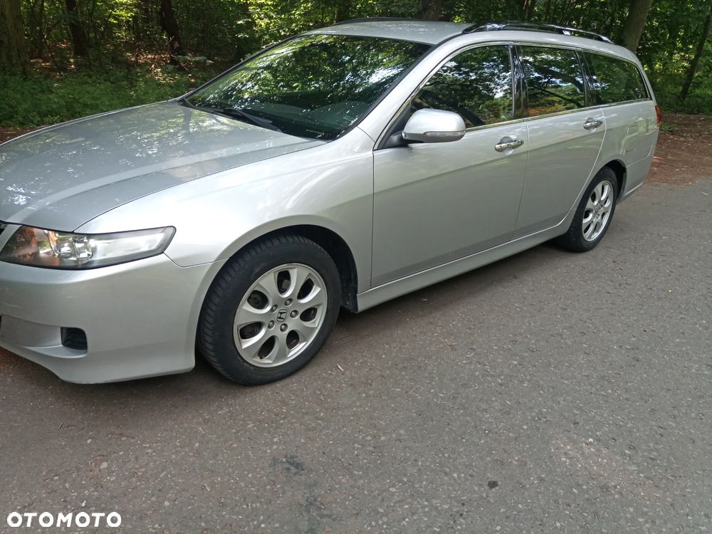Honda Accord - 4