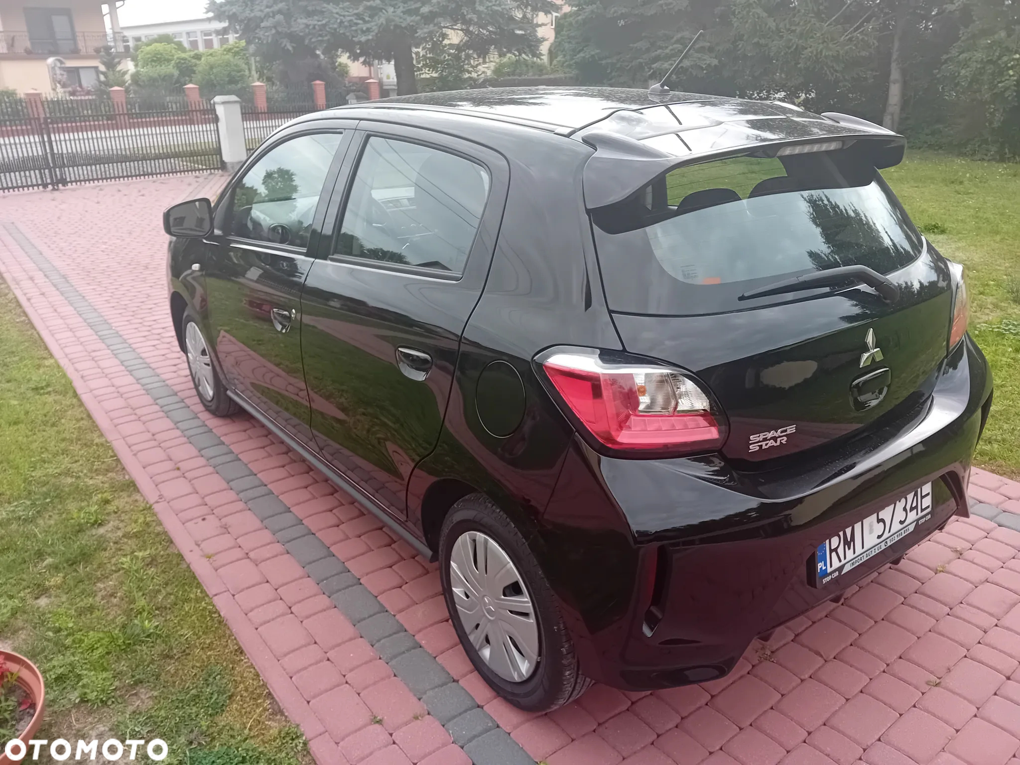 Mitsubishi Space Star 1.2 - 10