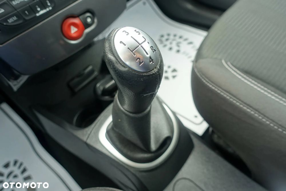 Renault Clio 1.2 16V 75 Dynamique - 18