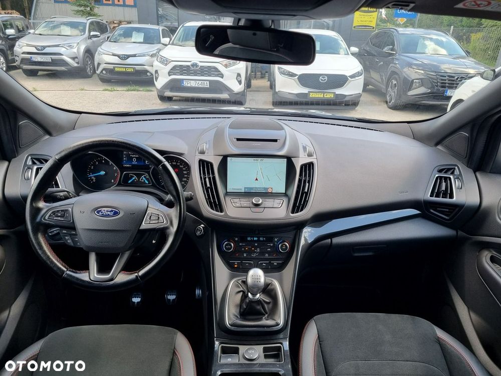 Ford Kuga 1.5 EcoBoost 2x4 ST-Line - 16