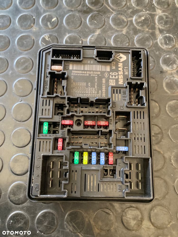 DACIA SANDERO 3 III 1.0 SCE SKRZYNKA BEZPIECZNIKÓW MODUŁ BCM BSI ECU STEROWNIK 284B65716R bezpieczniki - 2