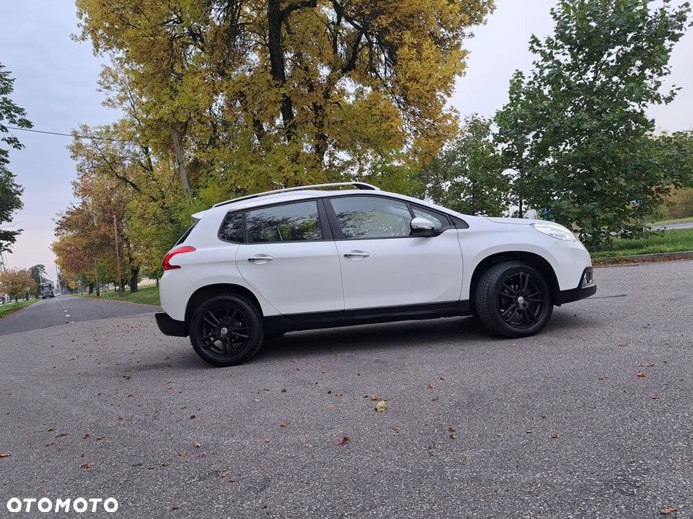 Peugeot 2008 - 10