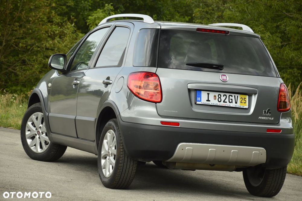 Fiat Sedici 1.6 16V 4x4 Lounge - 10
