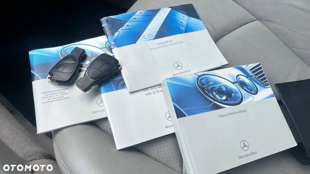 Mercedes-Benz Klasa E 500 7G-TRONIC Avantgarde - 22