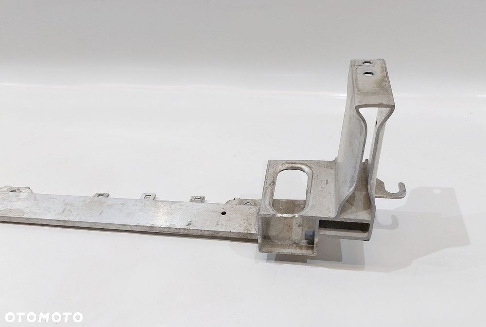 belka pod chłodnice mercedes w177 18r a1776204500 - 3