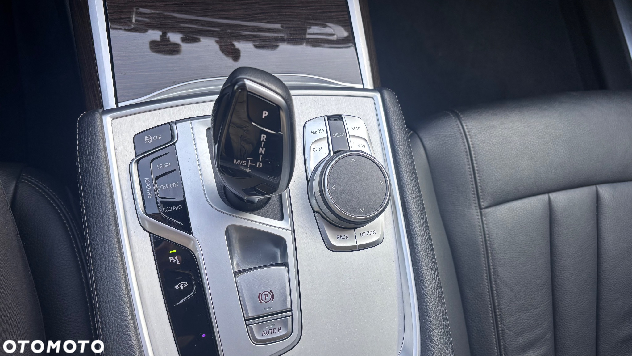 BMW Seria 7 730d - 36
