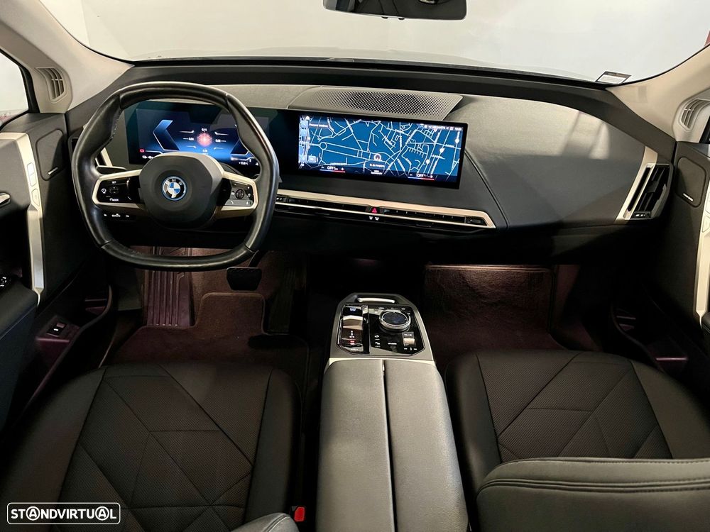 BMW iX xDrive 40 - 4