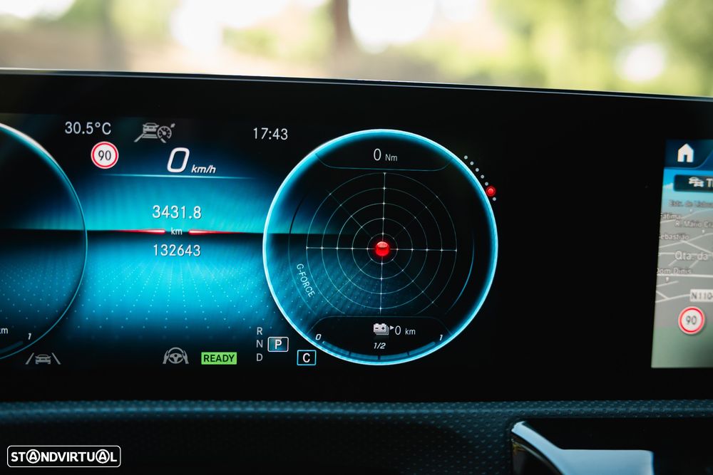 Mercedes-Benz A 250 e 8G-DCT AMG Line Advanced Plus - 29