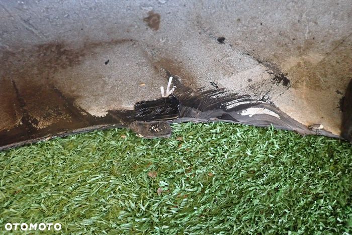 MERCEDES W207 207 E-KLASA AMG 09-12 zderzak przedni przód - 12