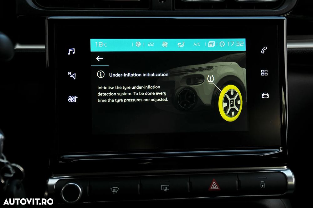 Citroën C3 1.2 PureTech S&S EAT Shine - 23
