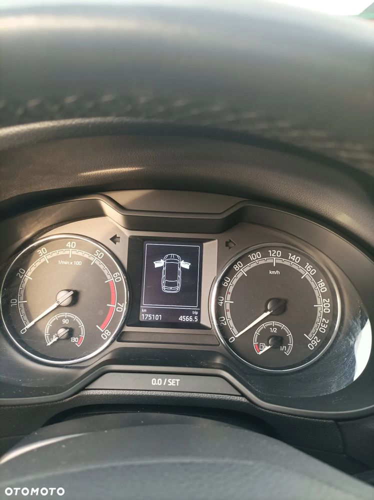 Skoda Octavia 1.5 TSI ACT Ambition - 11