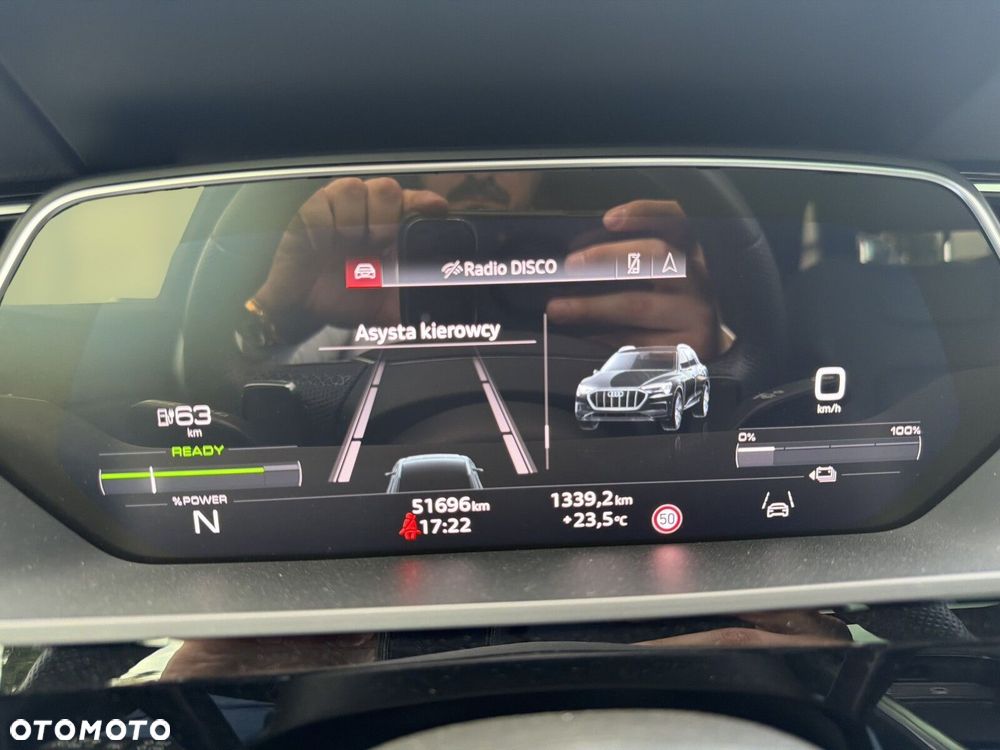 Audi e-tron - 39