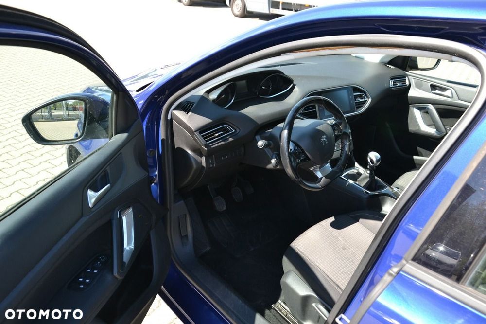 Peugeot 308 - 13