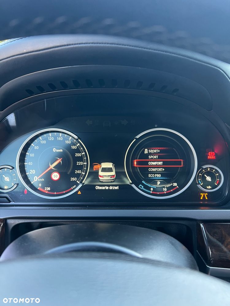 BMW Seria 7 740i - 17