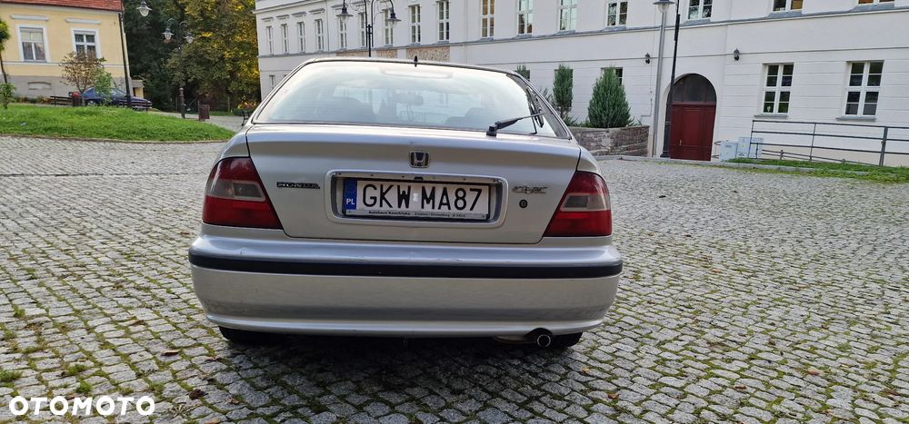 Honda Civic 1.4i S - 4