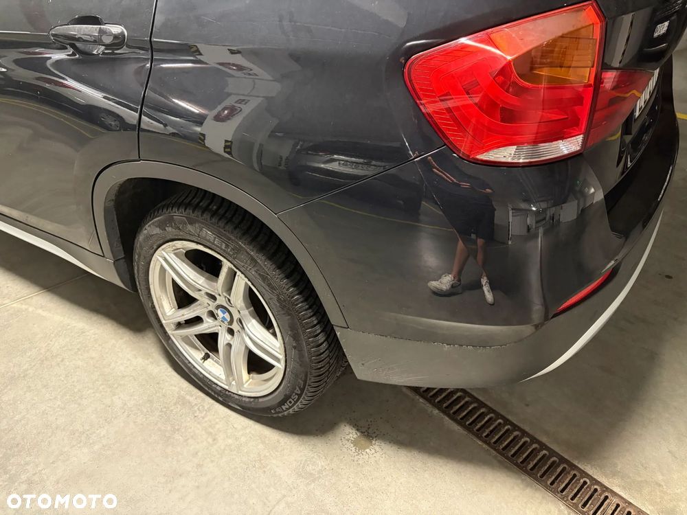 BMW X1 xDrive18d - 16