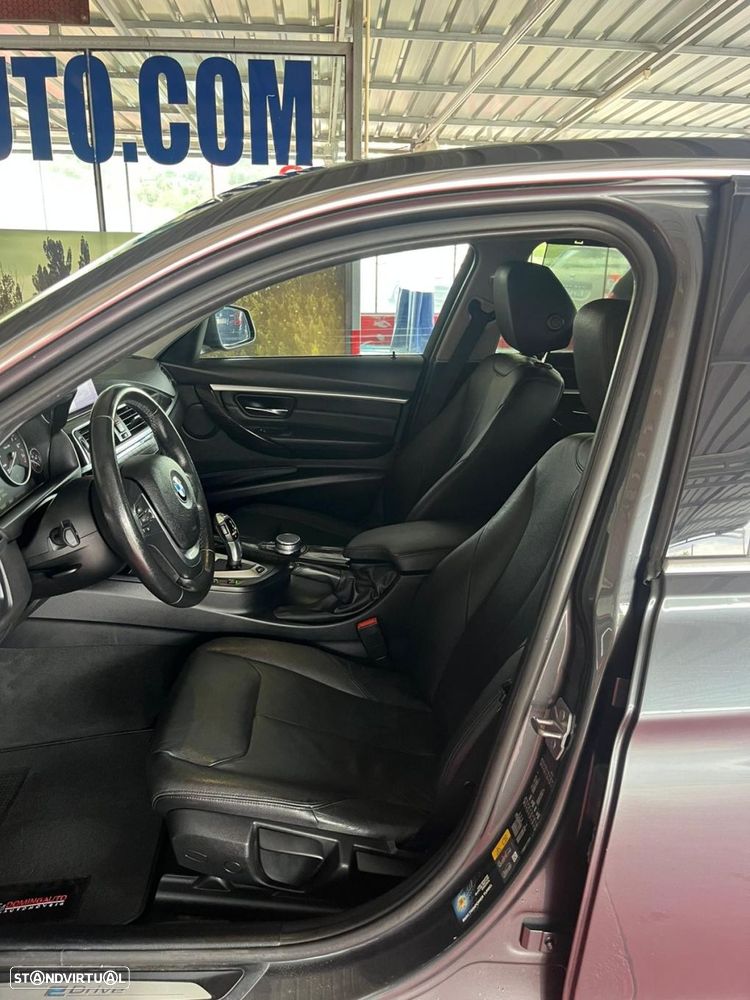 BMW 330 - 24