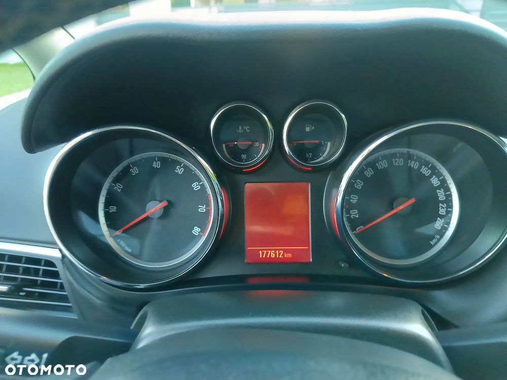 Opel Zafira - 28