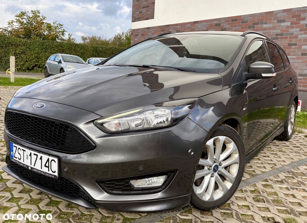 Ford Focus 2.0 TDCi ST-Line ASS PowerShift - 4