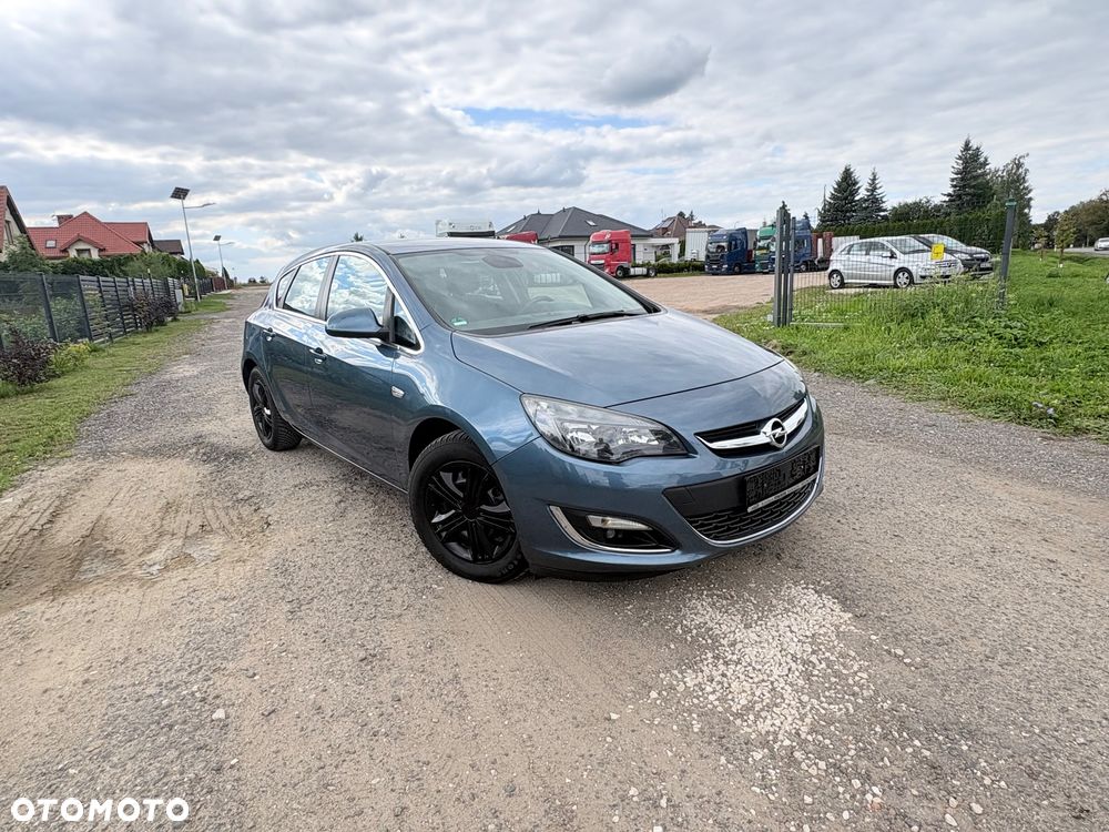 Opel Astra 1.4 T Cosmo - 1