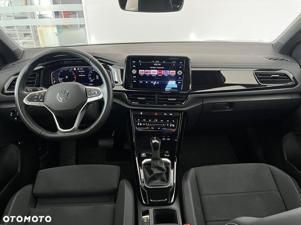 Volkswagen T-Roc - 24