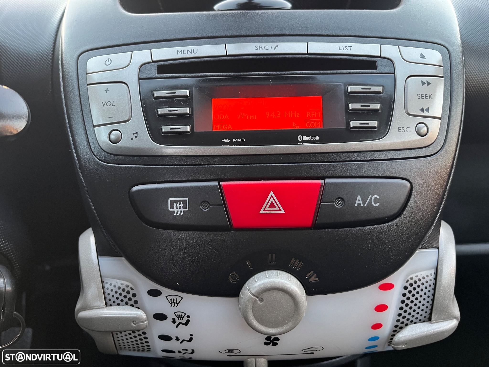 Citroën C1 1.0 Attraction - 12