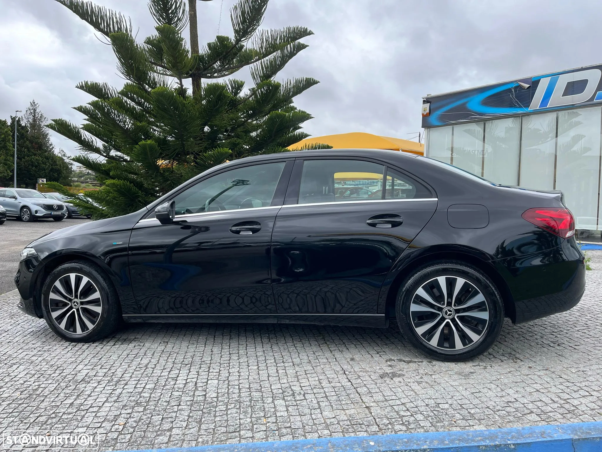 Mercedes-Benz A 250 Limousine e Style Plus - 10