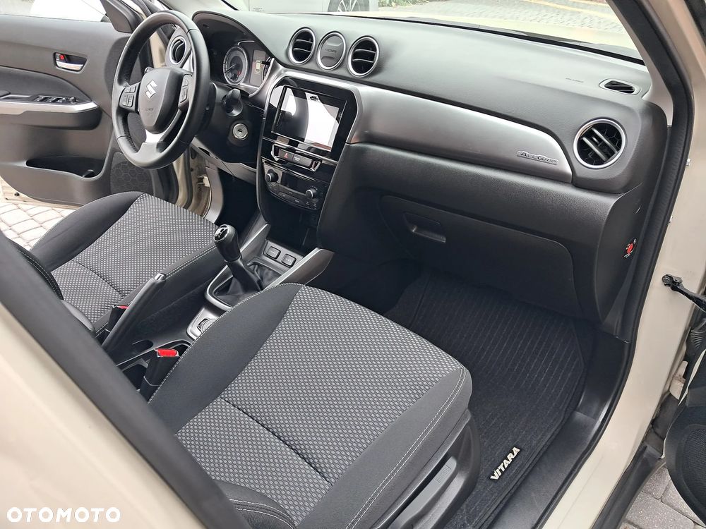 Suzuki Vitara - 18