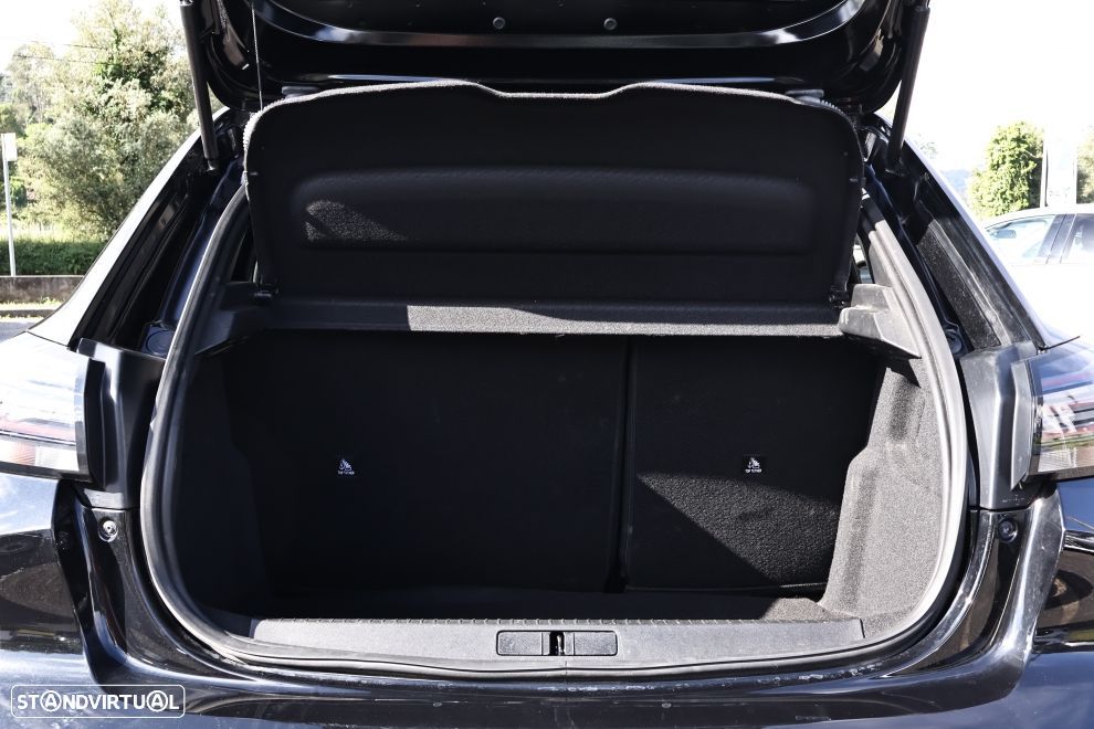 Peugeot 208 1.2 PureTech Allure - 16