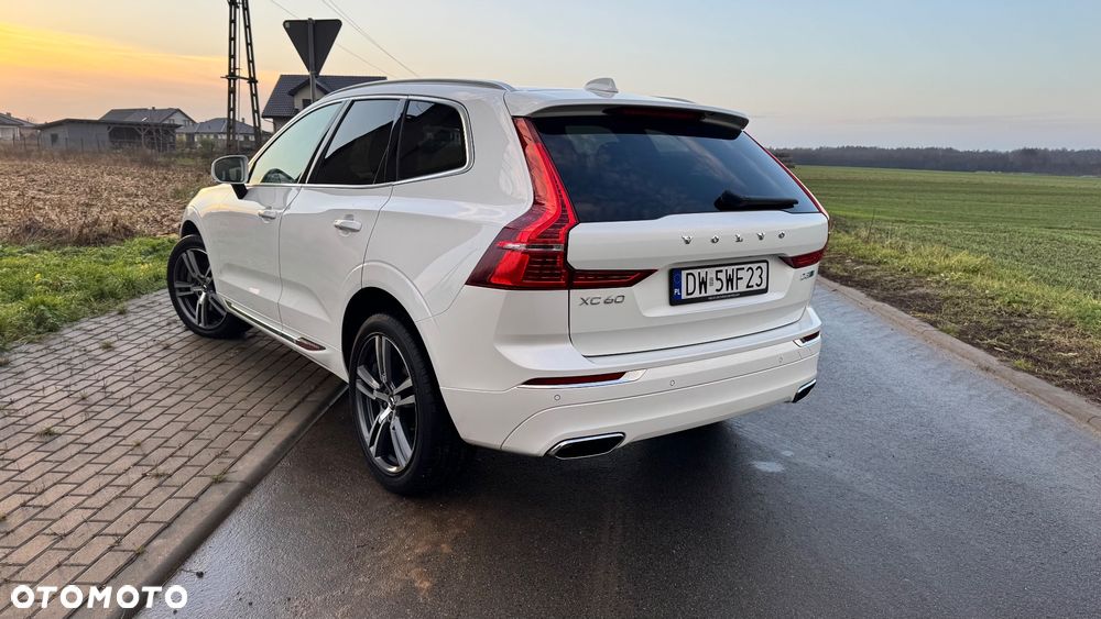 Volvo XC 60 D5 AWD Inscription - 12