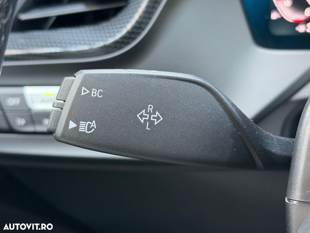 BMW Seria 1 118i Aut. Luxury Line - 25