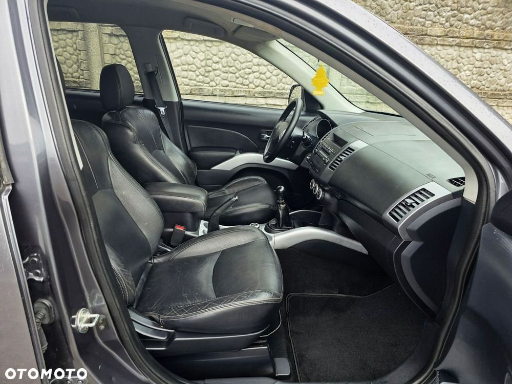 Peugeot 4007 HDI FAP 7-Sitzer Platinum - 19