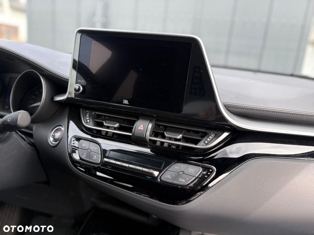 Toyota C-HR - 8