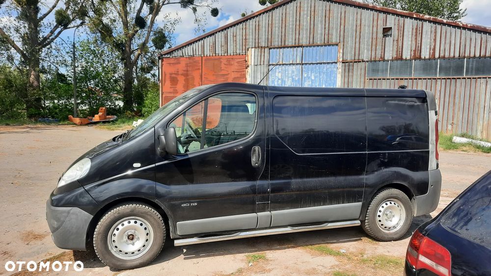 Renault Trafic - 1