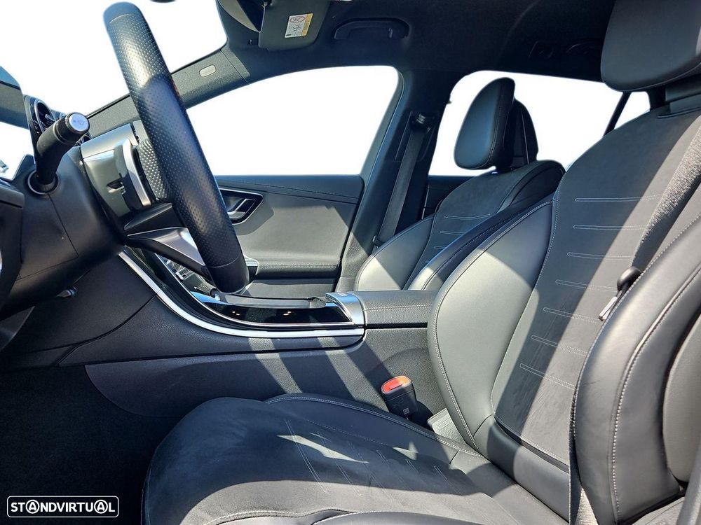 Mercedes-Benz C 300 d AMG Line - 12