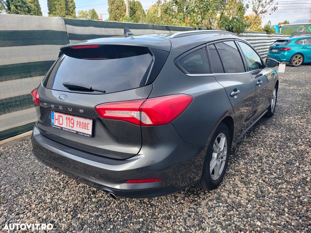 Ford Focus - 28