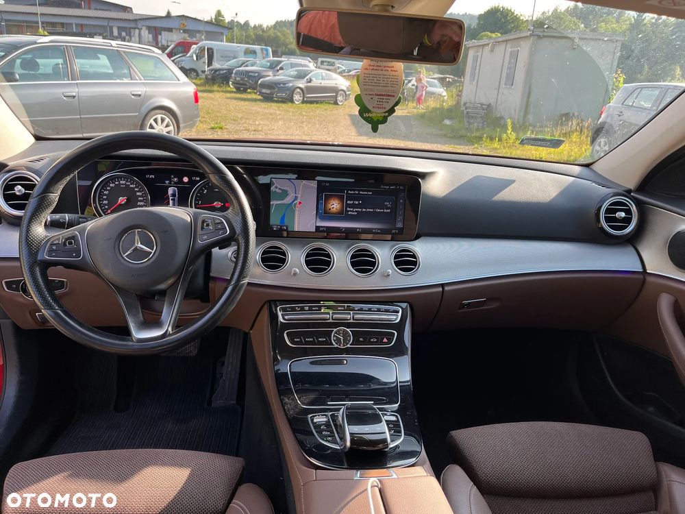 Mercedes-Benz Klasa E ver-200-d-9g--tronic-exclusive - 20
